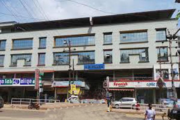 Готель A.R.Residency Kunnamangalam Екстер'єр фото